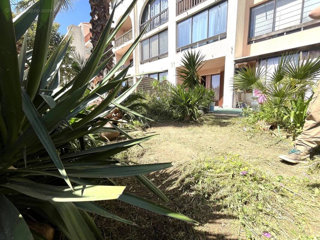 Appartement à LA LONDE-LES-MAURES
