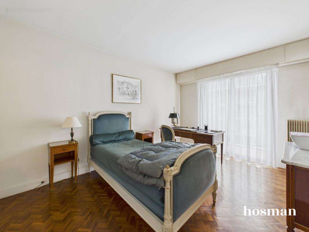Appartement à VERSAILLES