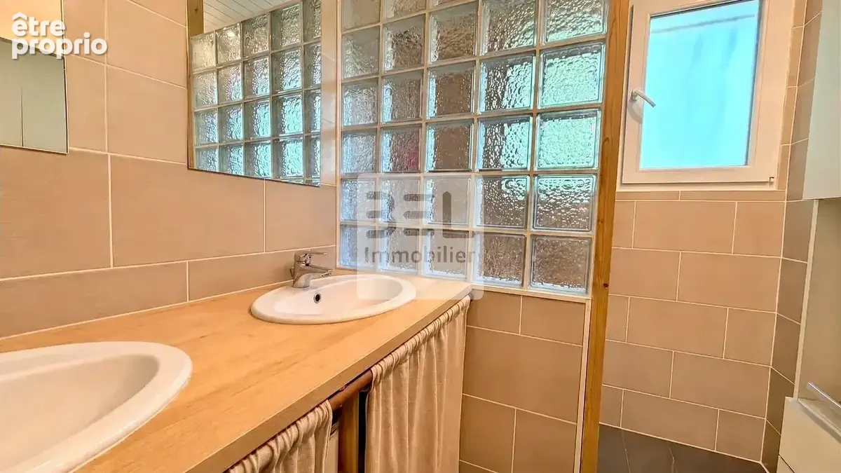 Maison de plain pied sur les hauteurs - photo 8