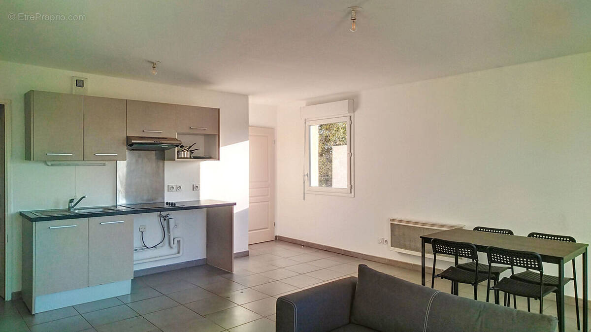 Appartement à SORGUES