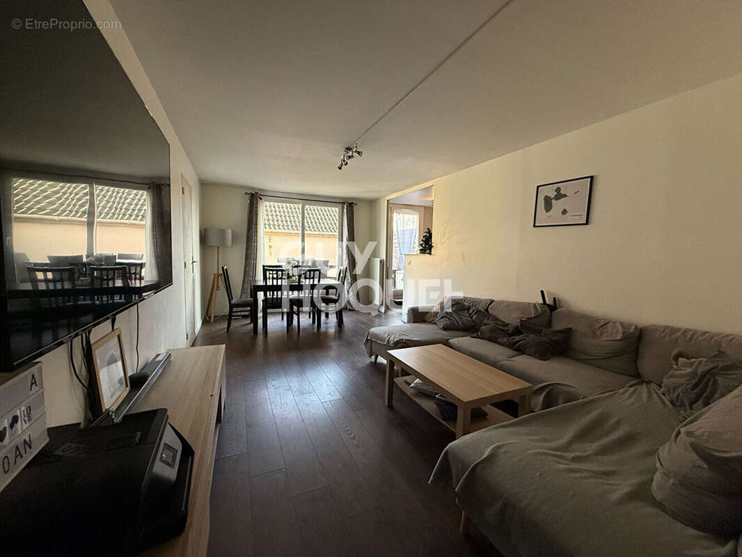Appartement à ROISSY-EN-BRIE