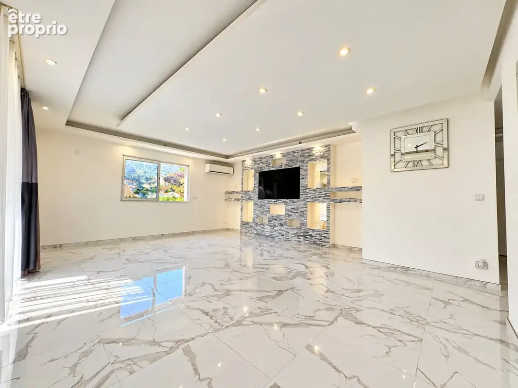 Maison 210 m2 avec 2 habitations, piscine et 2 002 m2 de terrain - photo 2