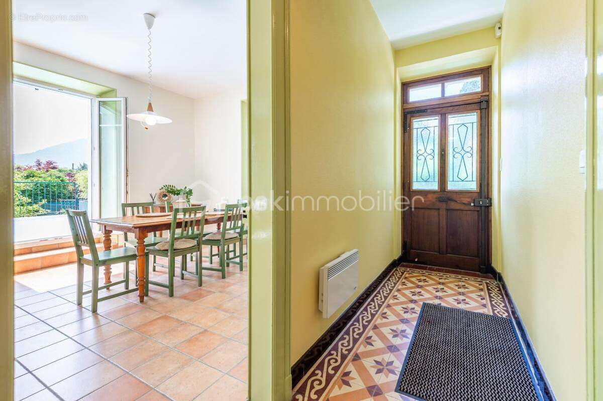 Maison à SAINT-JORIOZ