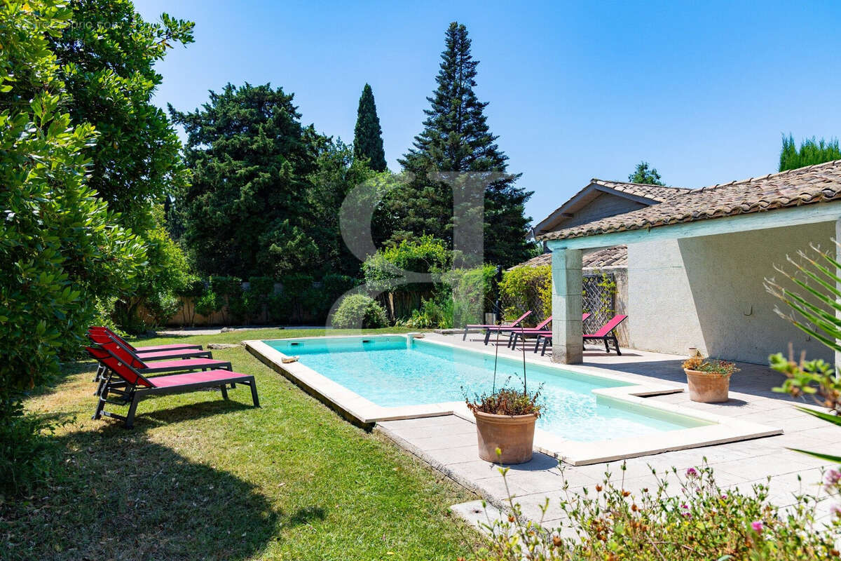 Maison à SAINT-REMY-DE-PROVENCE