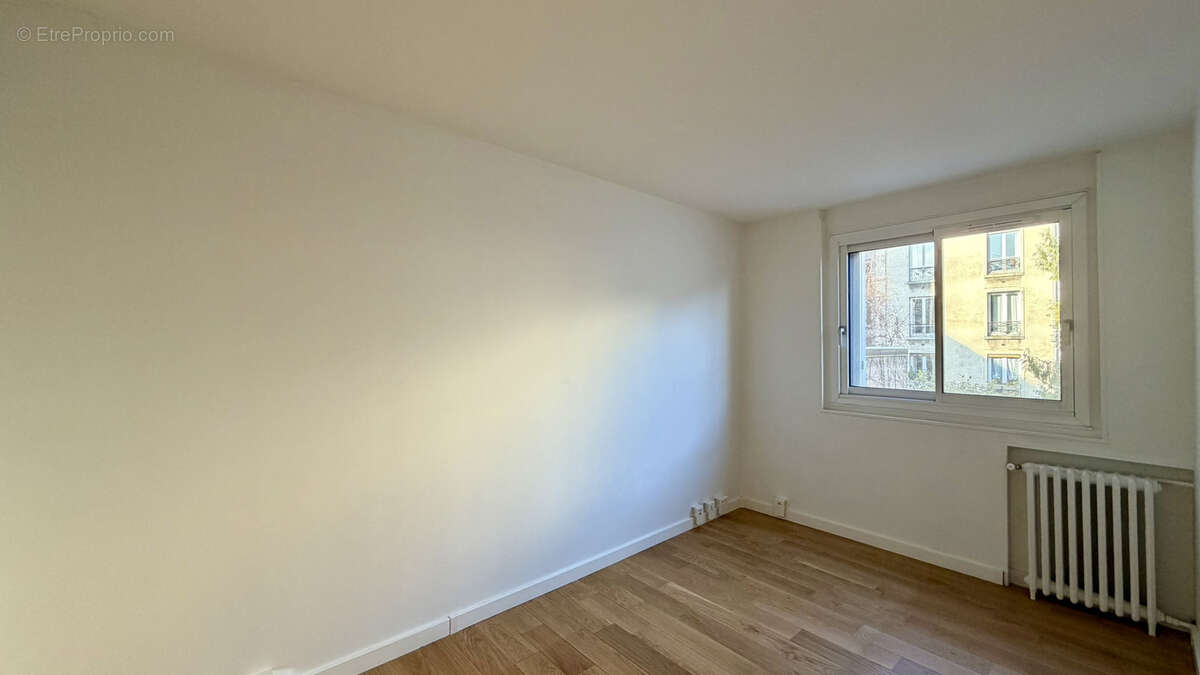 Appartement à PARIS-20E