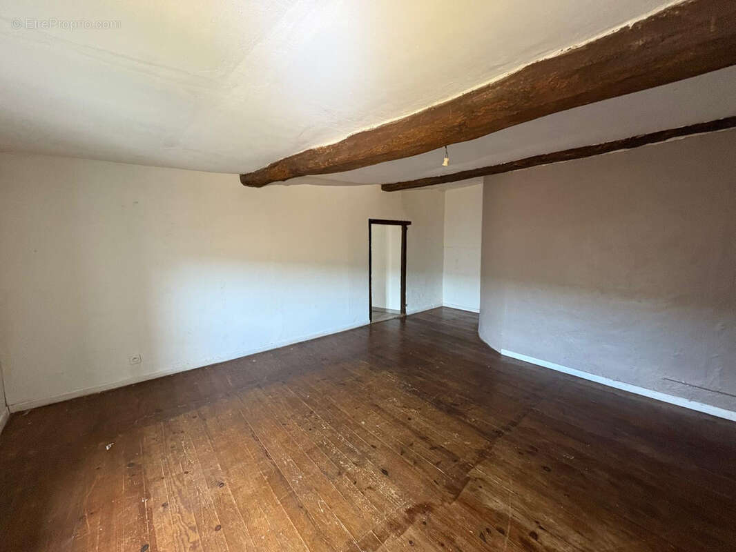 Appartement à SAINT-AMANS-SOULT