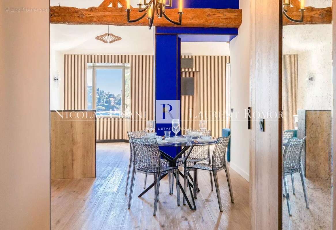 À vendre – villefranche-sur-mer – appartement d'exception en front de mer – dernier étage - photo 2