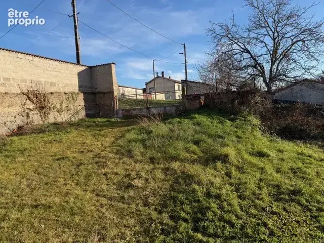 Maison à la campagne avec dépendances et grand terrain attenant - photo 6