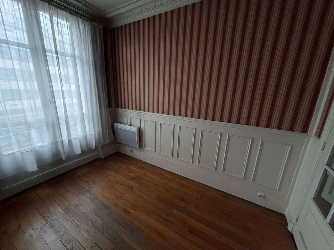 Appartement à LE BOURGET
