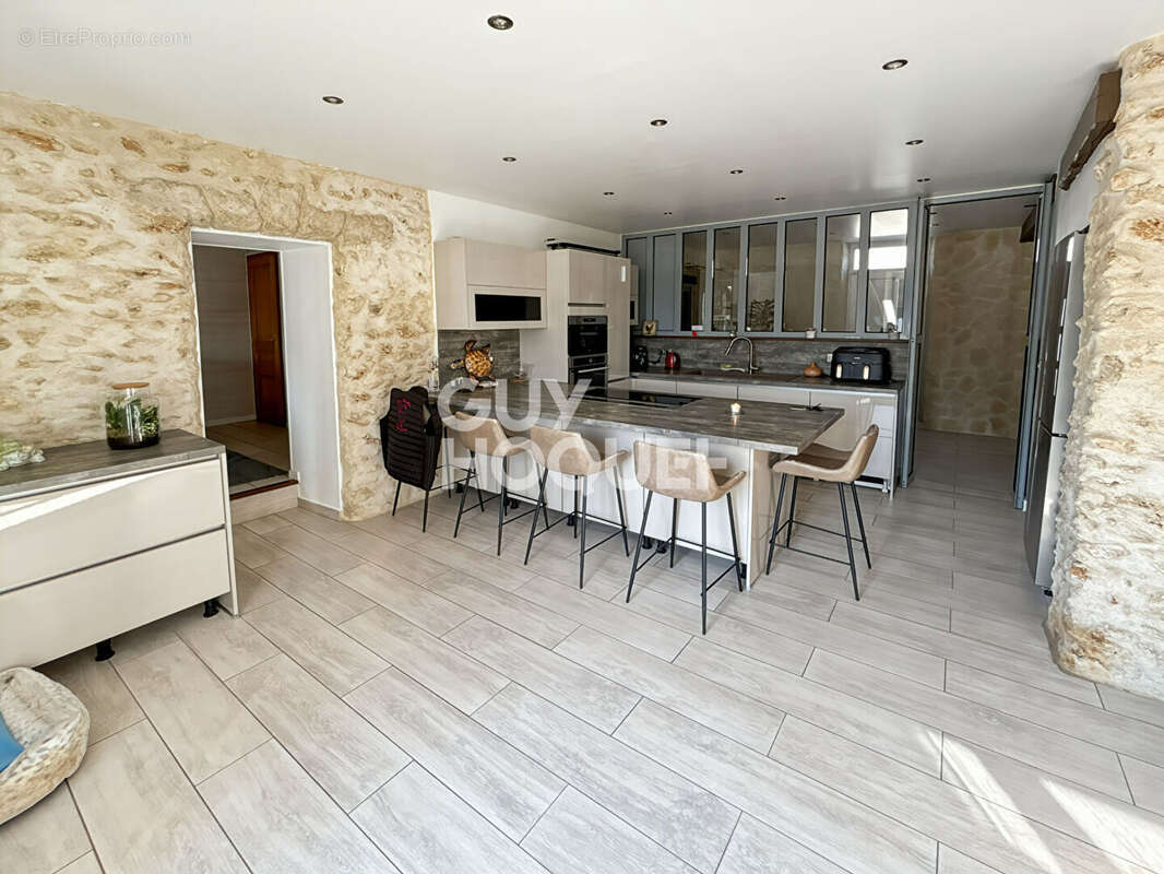 Maison à LA HOUSSAYE-EN-BRIE