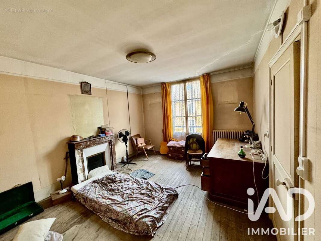 Appartement 264 m² à Etampes  - photo 7