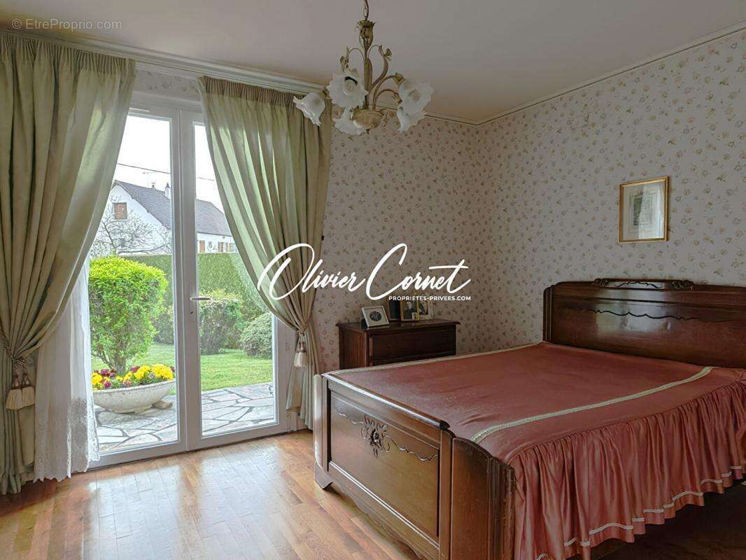 Maison à AUTHON-DU-PERCHE