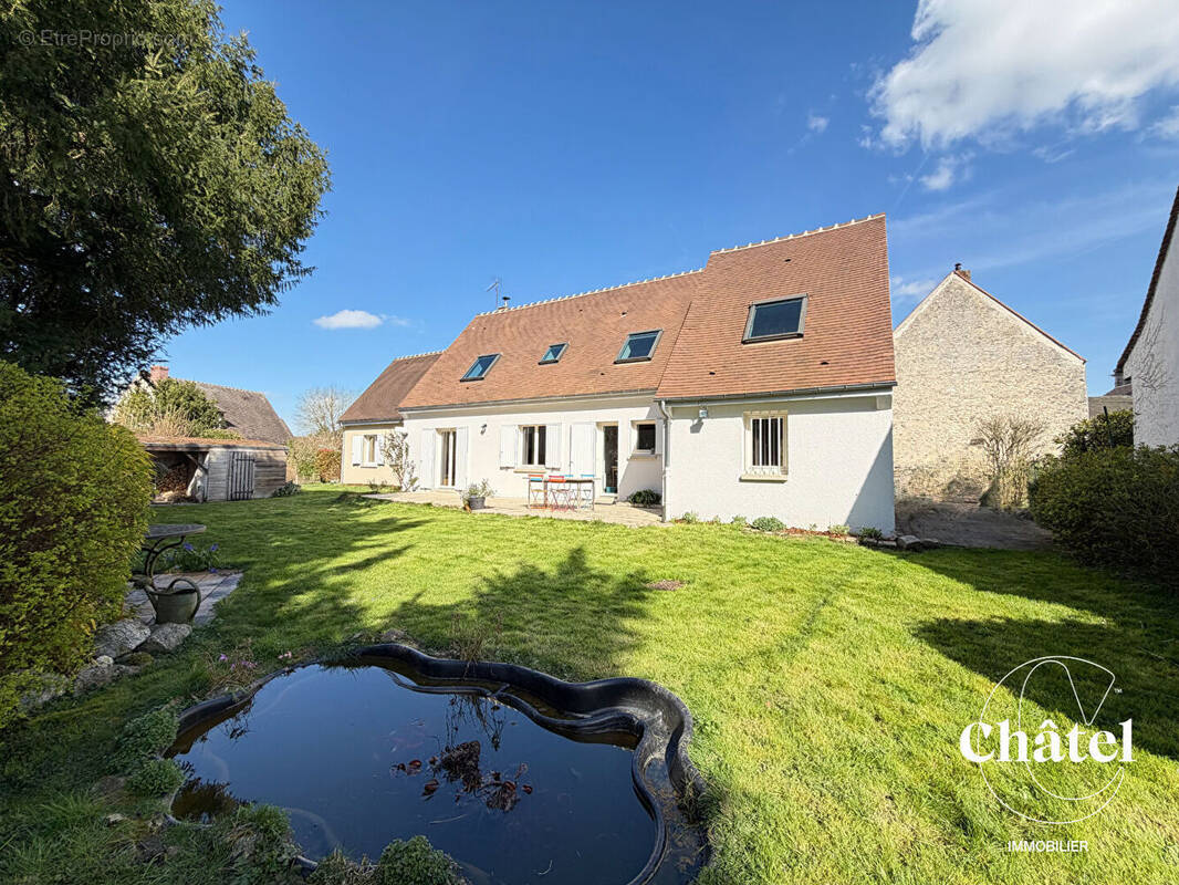 Maison à MONT-L'EVEQUE