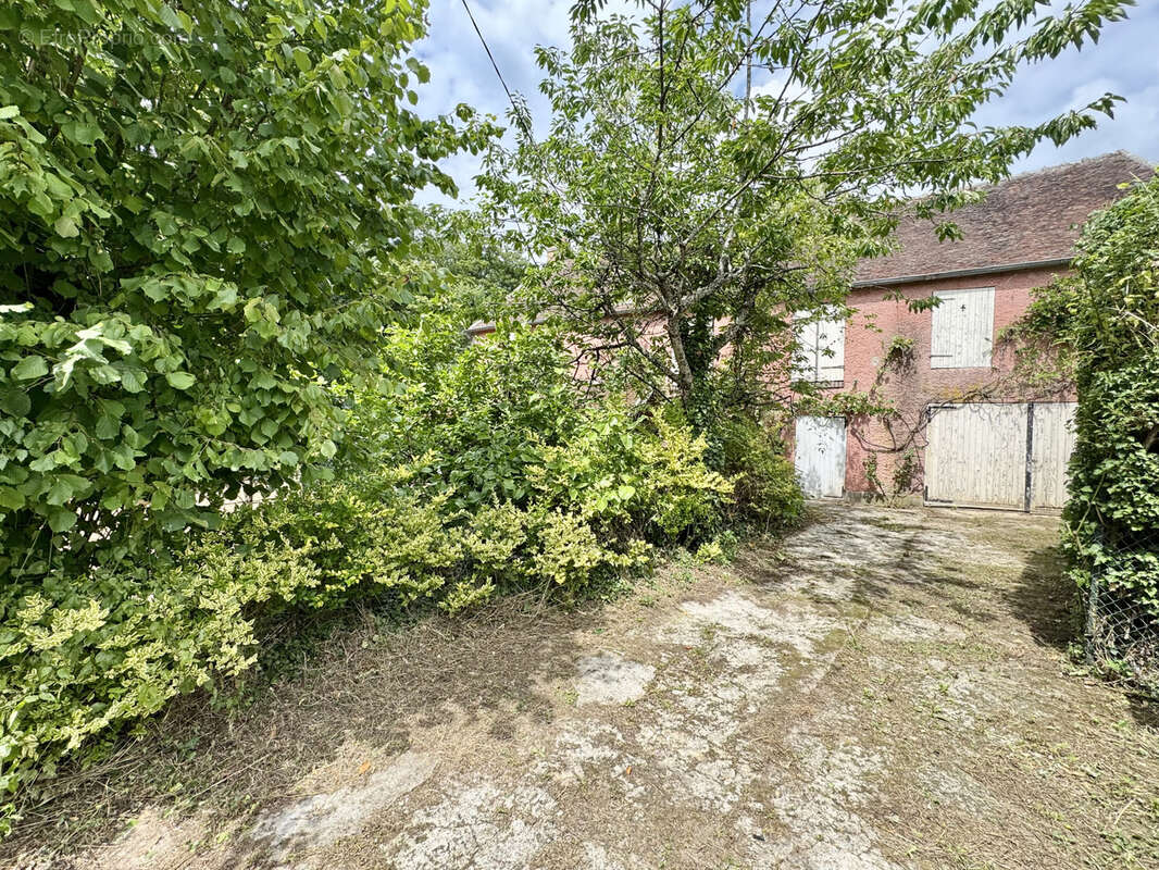 Maison à COULOMMIERS