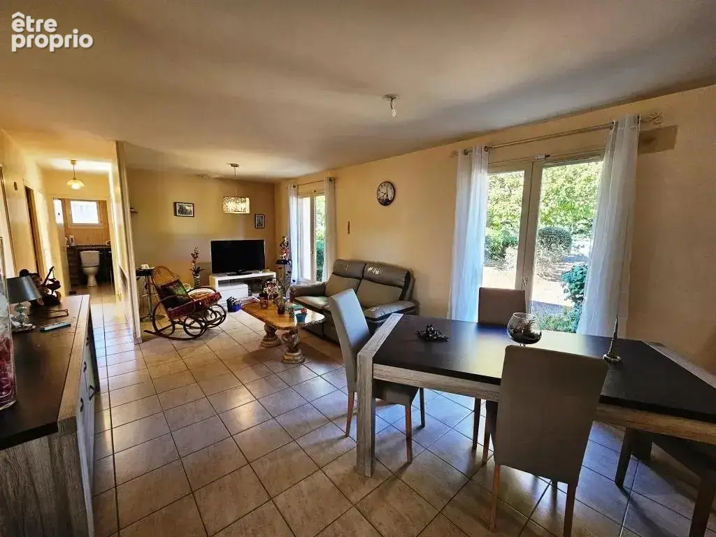 Maison de plain-pied 3 chambres avec garage et jardin   IZON - photo 4