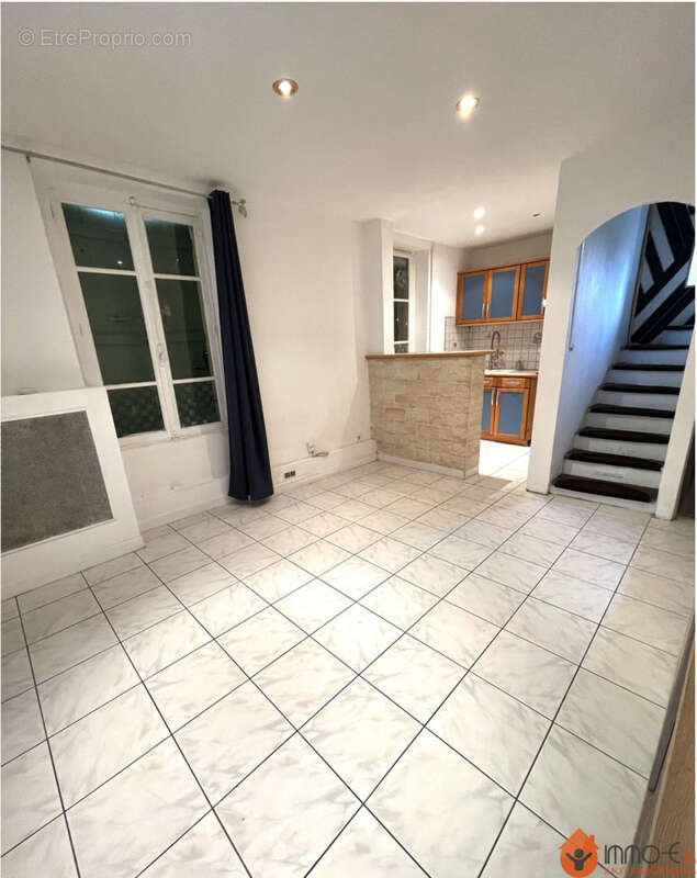 Maison à ISLES-LES-VILLENOY