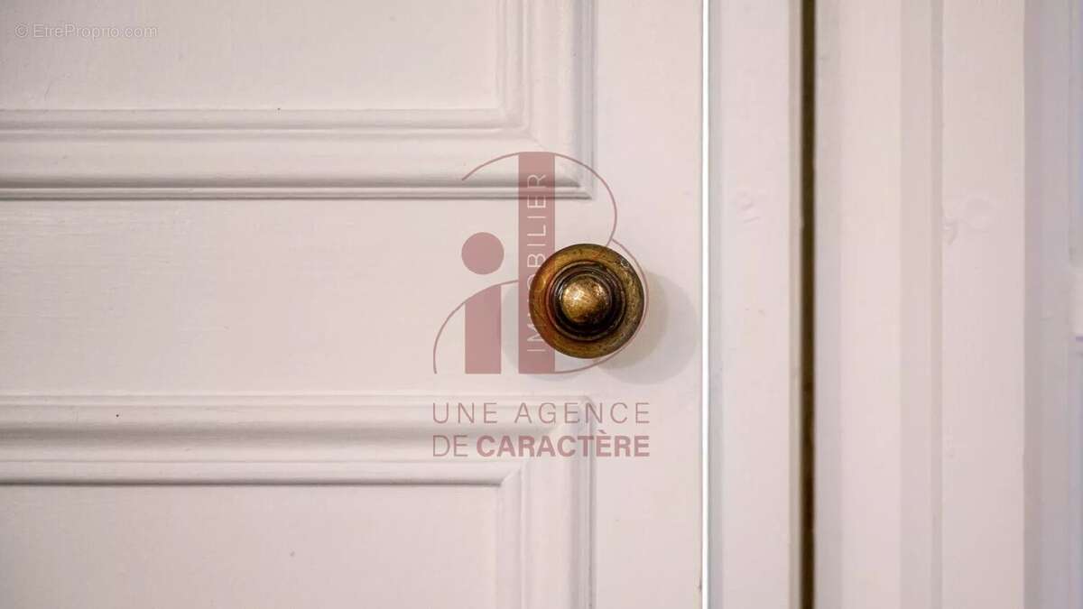 Maison à FONTAINEBLEAU