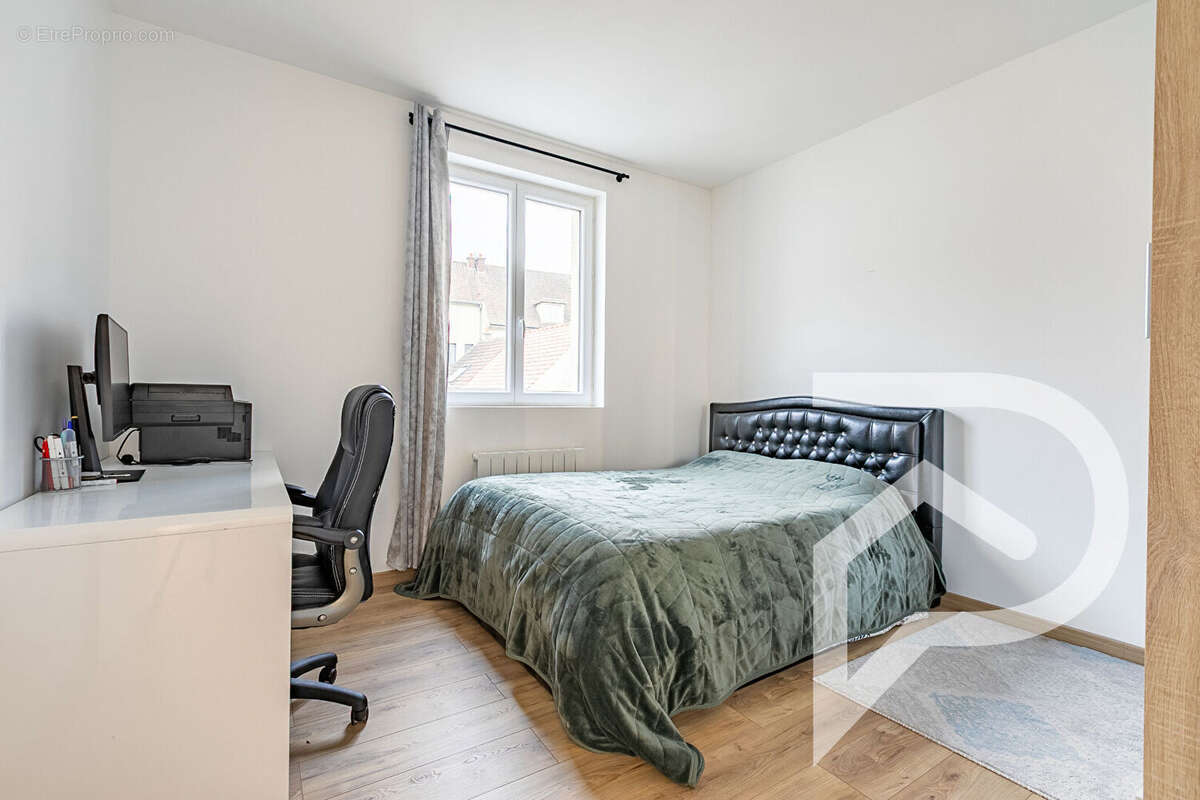 Maison à PONT-SAINTE-MAXENCE