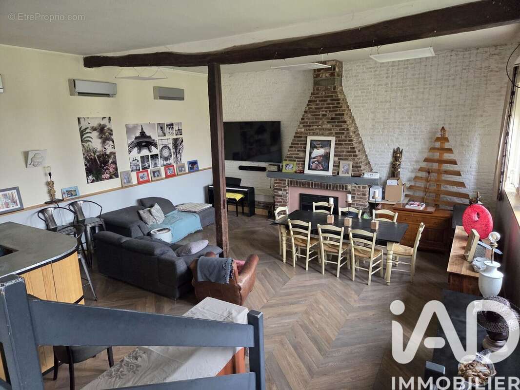 Maison 185 m² à Rombies-Et-Marchipont  - photo 4