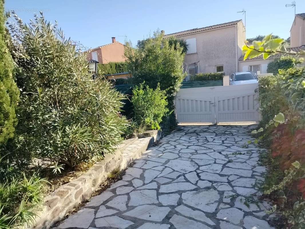 Maison à SAINT-RAPHAEL