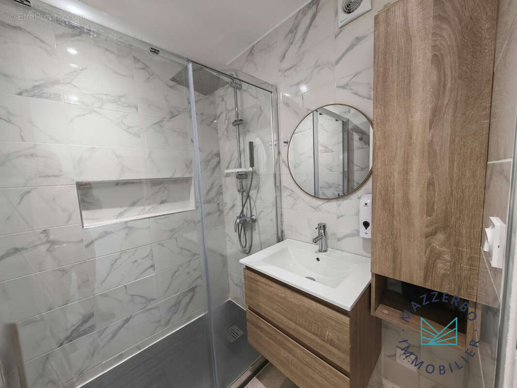Appartement à MARSEILLE-9E