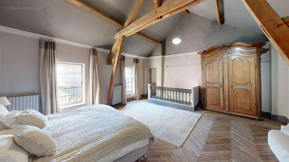 Maison à FEUCHEROLLES