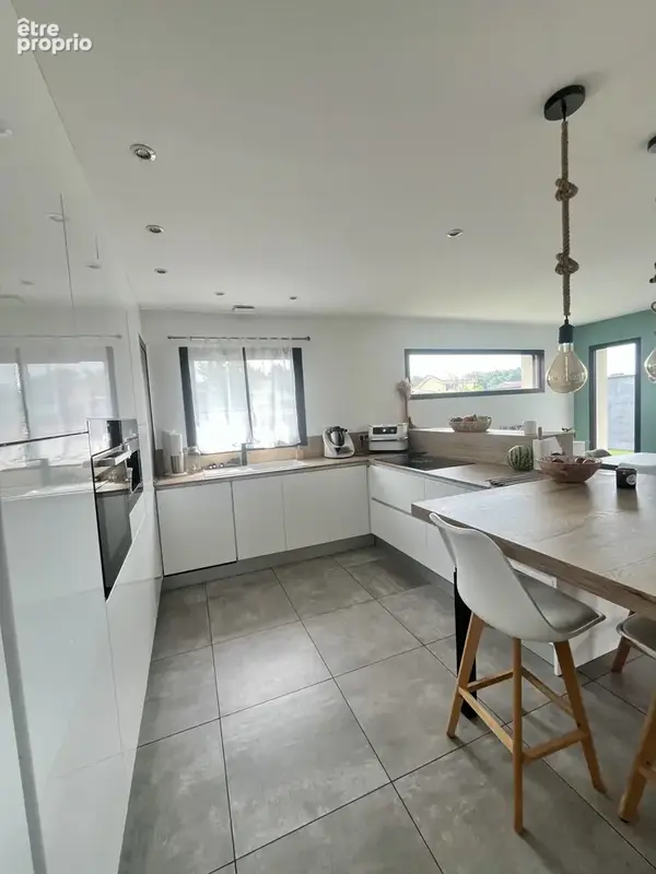 Coup de cœur   Élégante contemporaine de plain-pied avec piscine chauffée - photo 7