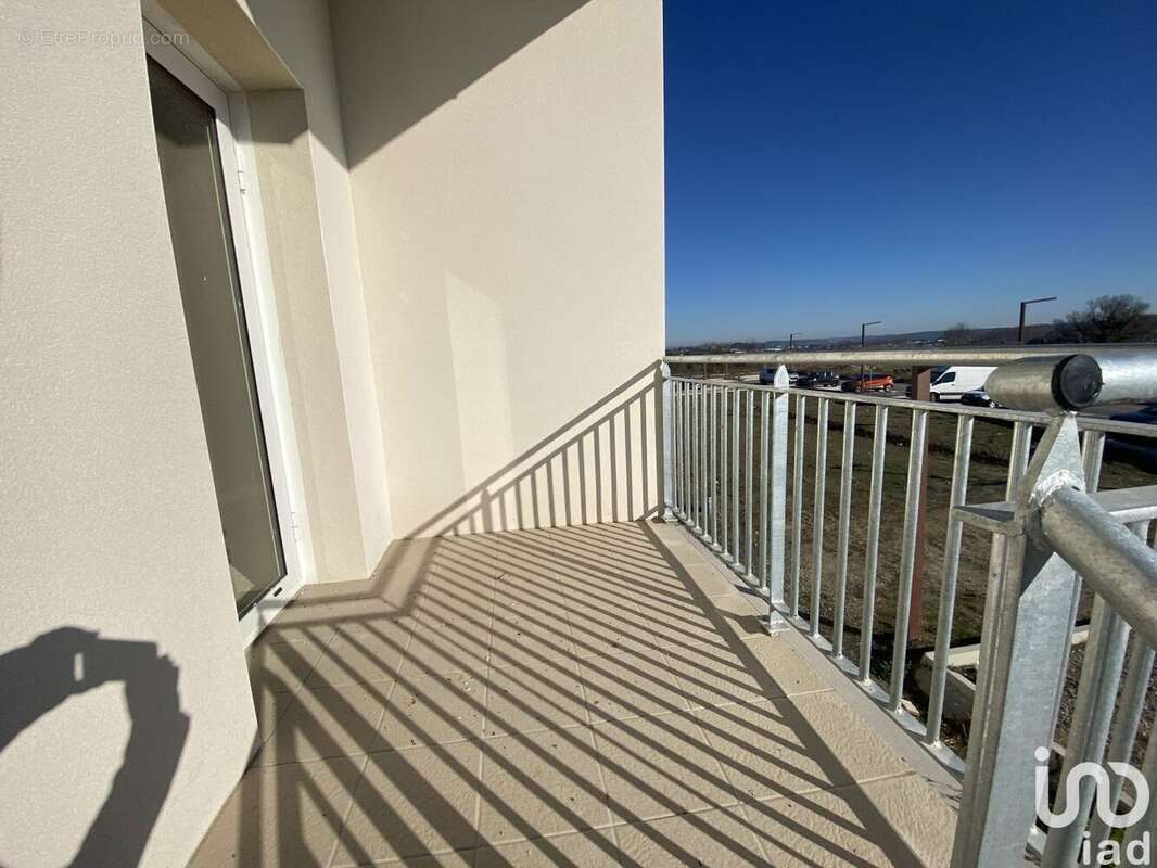 Photo 7 - Commerce à TOURBES