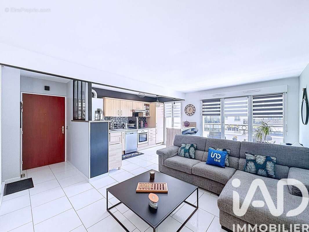 Photo 2 - Appartement à LIVRY-GARGAN