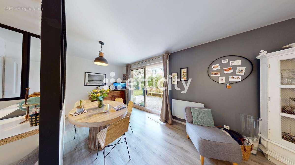 Appartement à CROIX