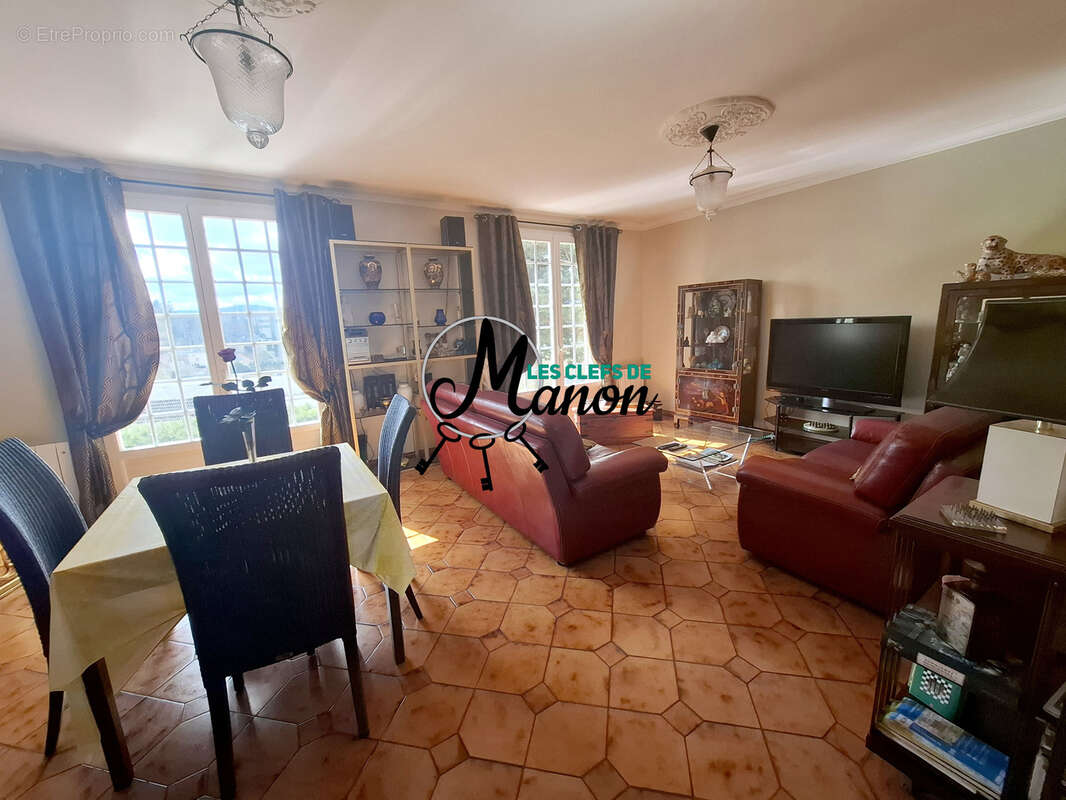 Superbe pavillon dans lotissement à MARSAC (23210) - photo 9