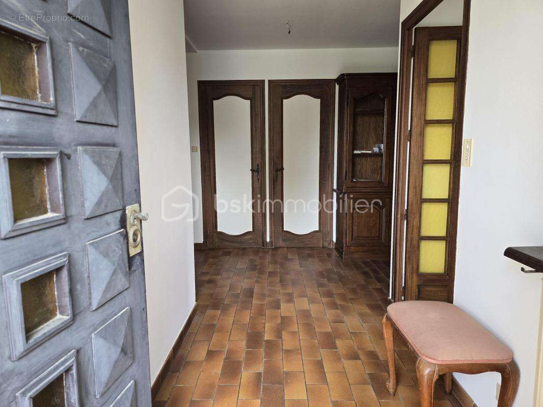 Maison à MONTELIMAR