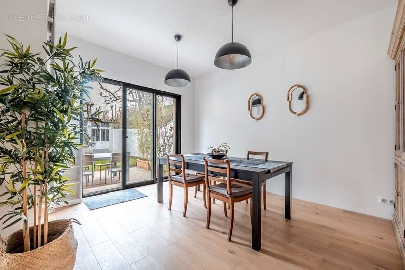 Maison à VERSAILLES