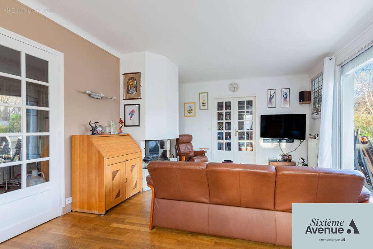 Maison à CHILLY-MAZARIN