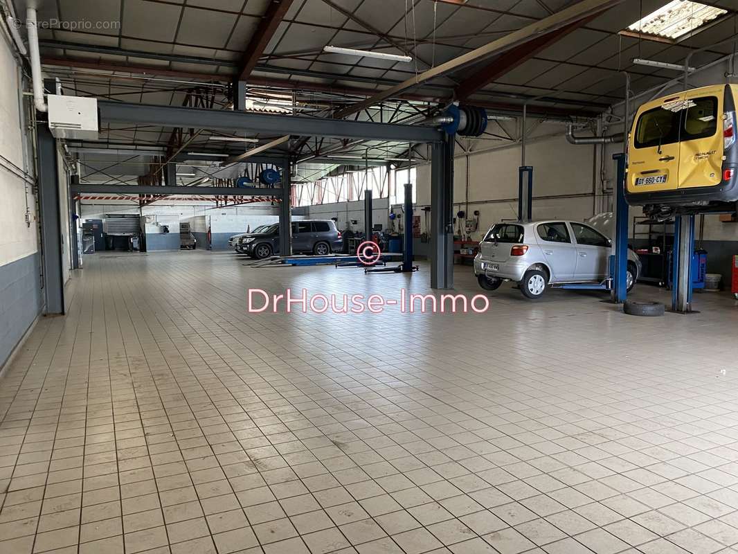 Commerce à BRIVES-CHARENSAC