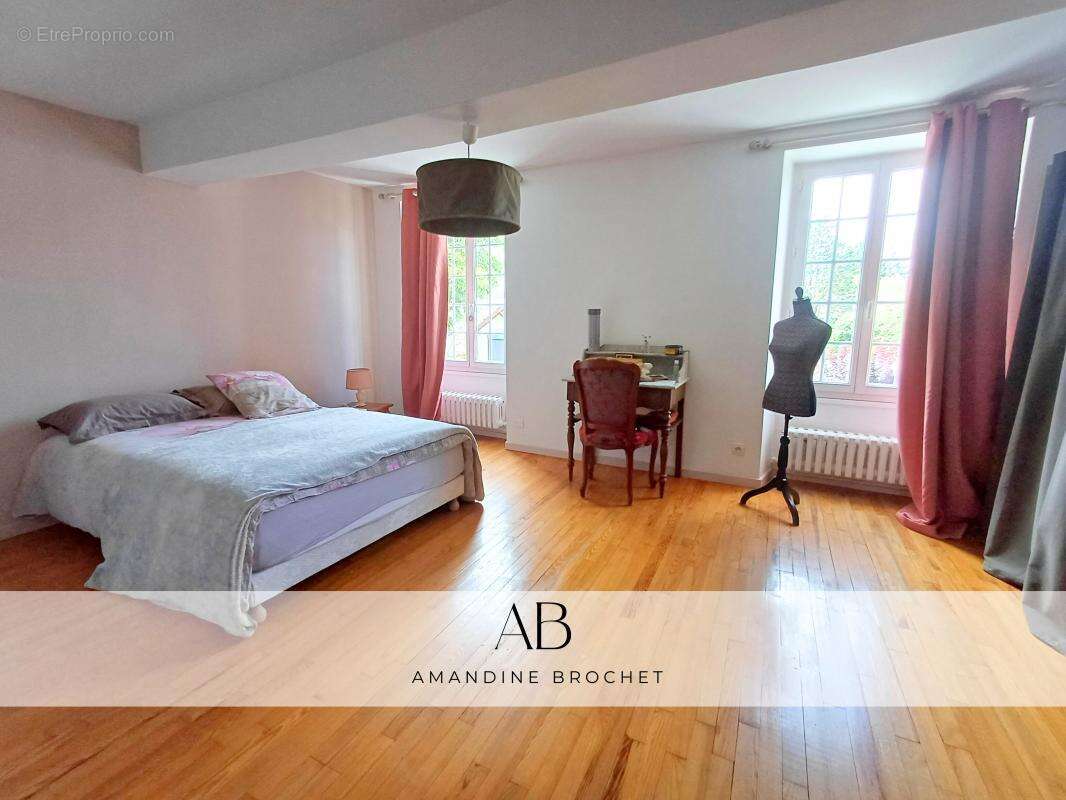 Maison à BREUILPONT