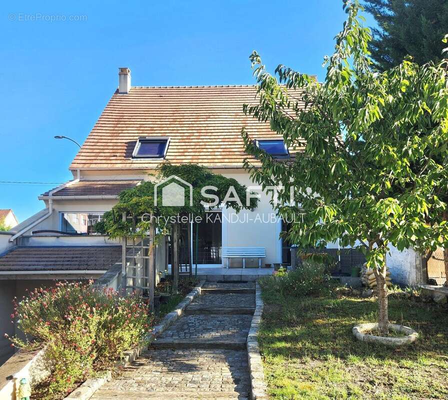 Photo 2 - Maison à ACHERES