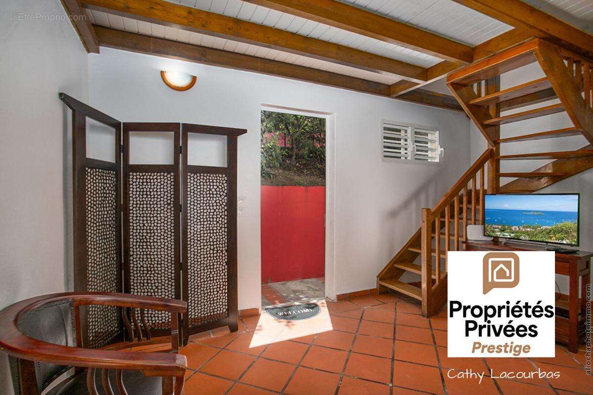 Superbe Appartement T3 Duplex ,vue mer exceptionnelle et piscine- Bouillante - photo 7