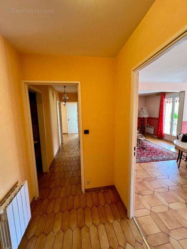 Appartement Guilherand Granges 5 pièce(s) 93 m2, garage, cave - photo 12