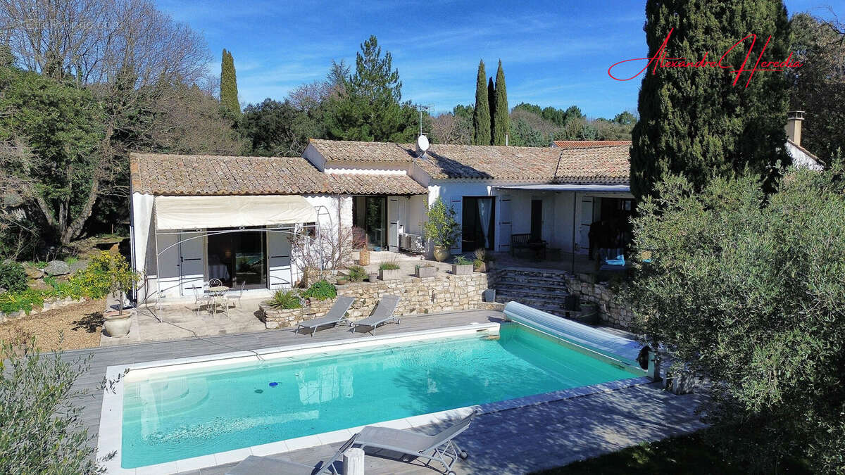 Maison à SAINT-QUENTIN-LA-POTERIE