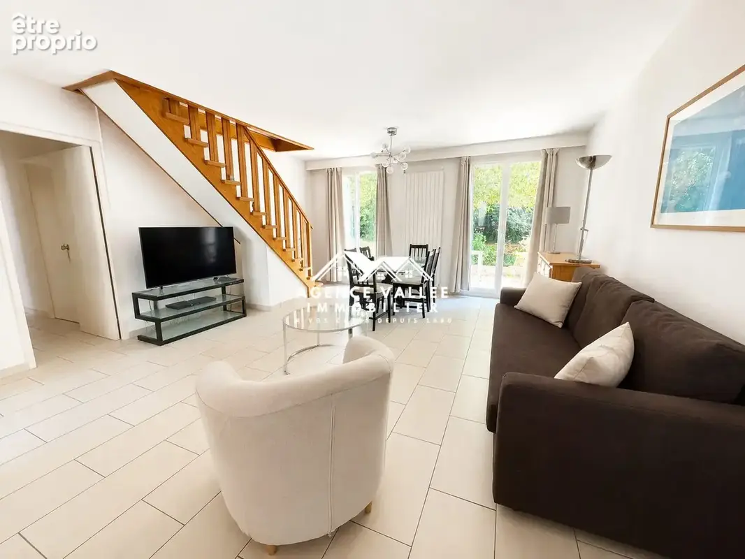 Maison 105 m² à Saint-Germain-Les-Corbeil  - photo 3