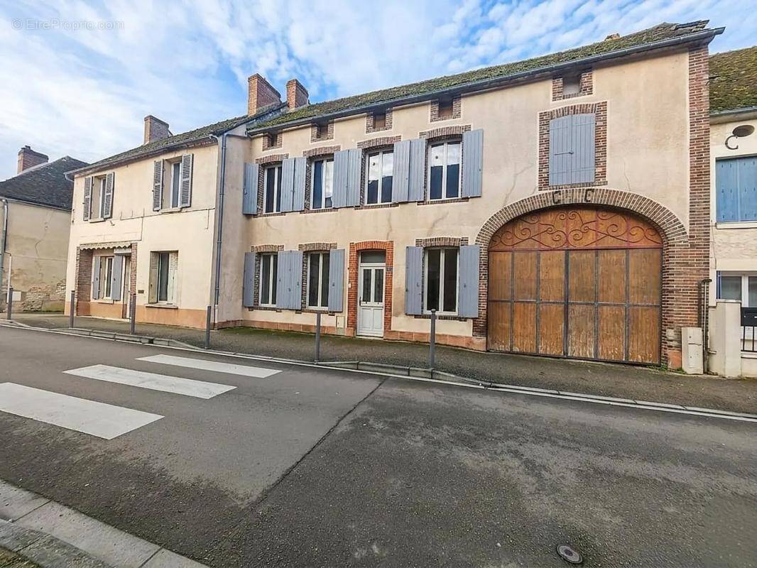 Maison à VENIZY