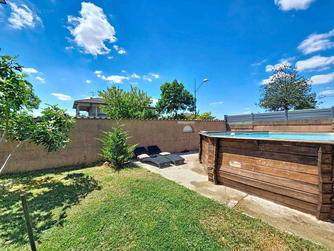 Maison - Plain Pied - 4 Chambres - Garage - Buanderie - Jardin - Piscine - photo 8