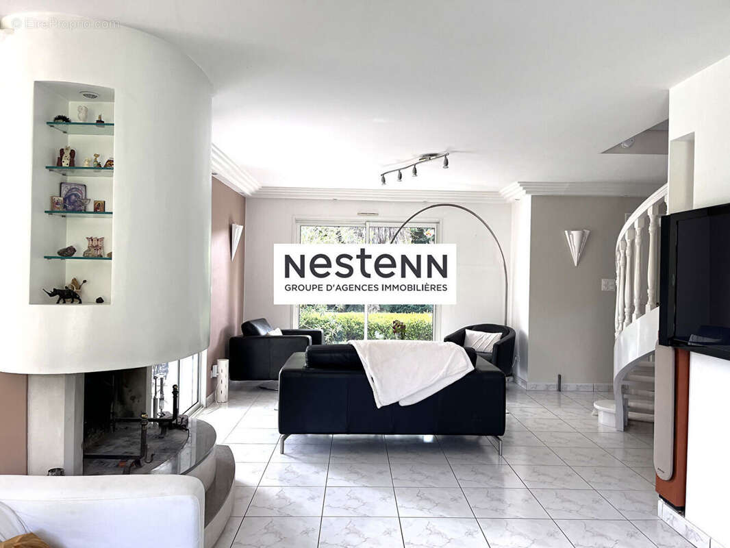 Maison à LA CHAPELLE-SUR-ERDRE