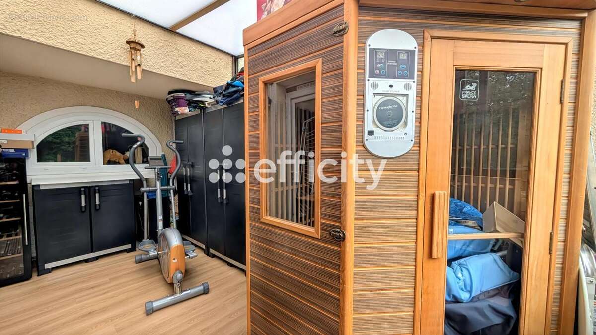 Appartement à LOGNES