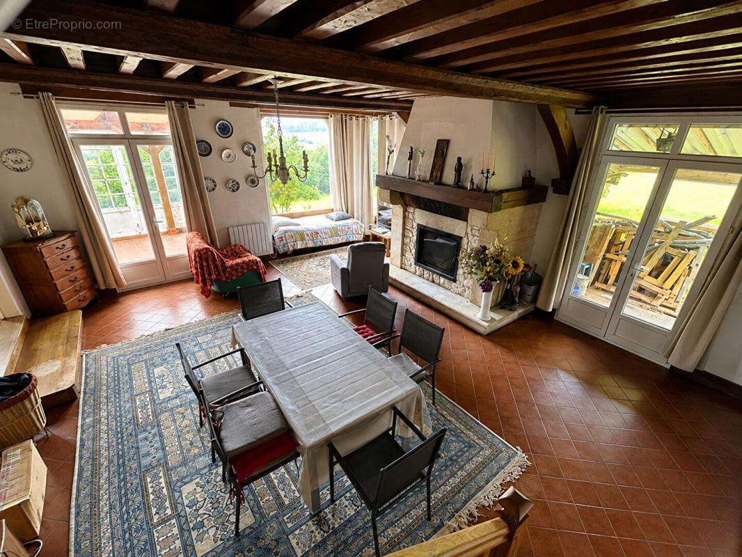 14100 Hermival  Maison 8 pièces 7000 m² de terrain 279 000 Euros - photo 3