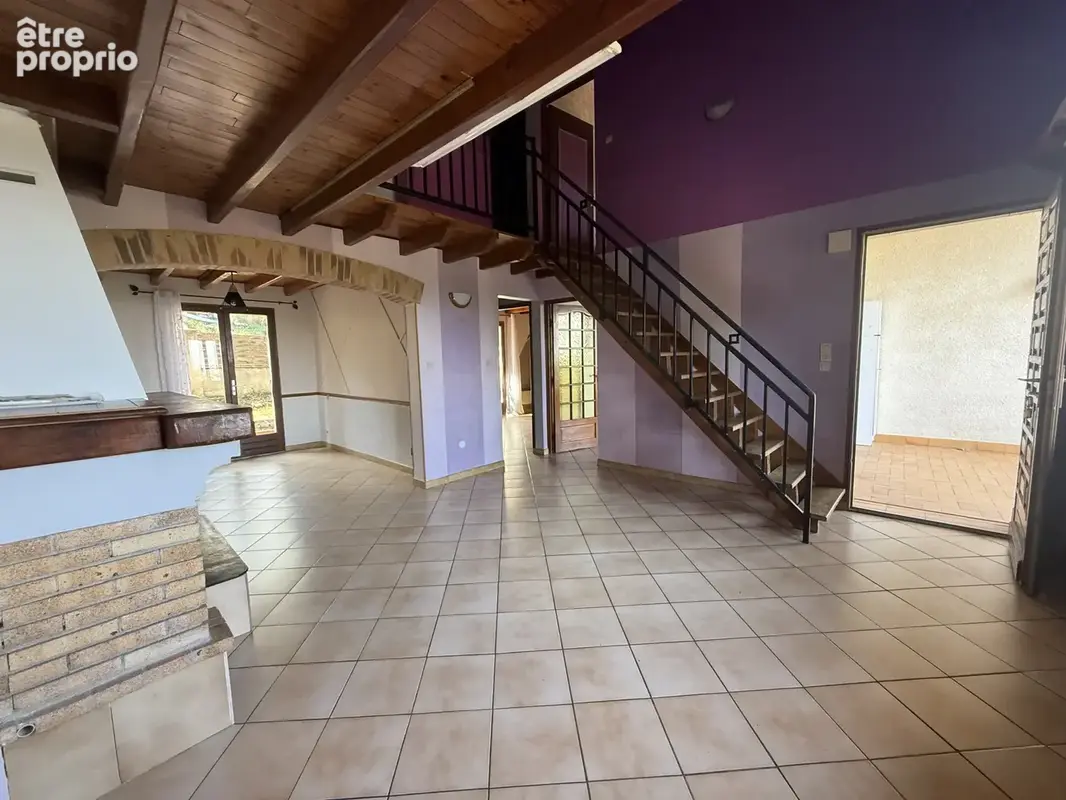 À vendre   Maison de ville avec vue mer à Montbolo - photo 2
