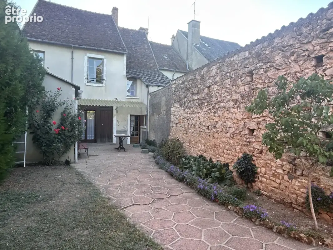 A VENDRE - Maison T5 avec garage, jardin et dépendance à Saint-Gaultier - photo 20