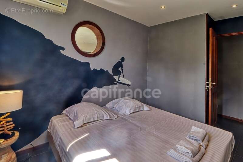 Maison à LES TROIS-ILETS