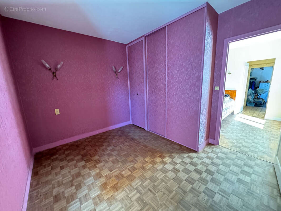 Maison à L'ISLE-D'ESPAGNAC